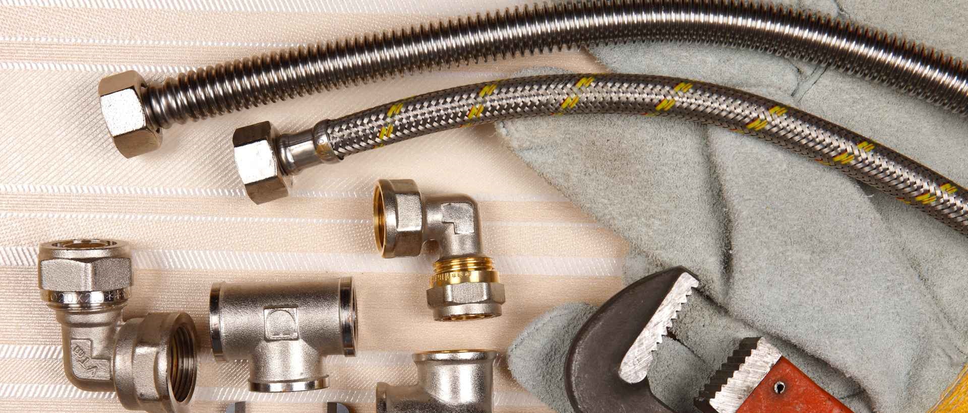 Emergency plumbers TW9